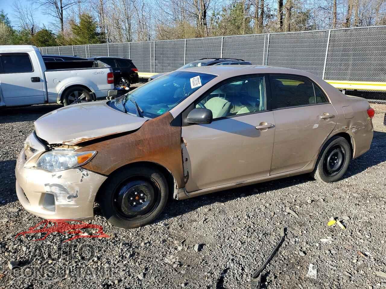 TOYOTA COROLLA 2012 - 2T1BU4EE3CC809611