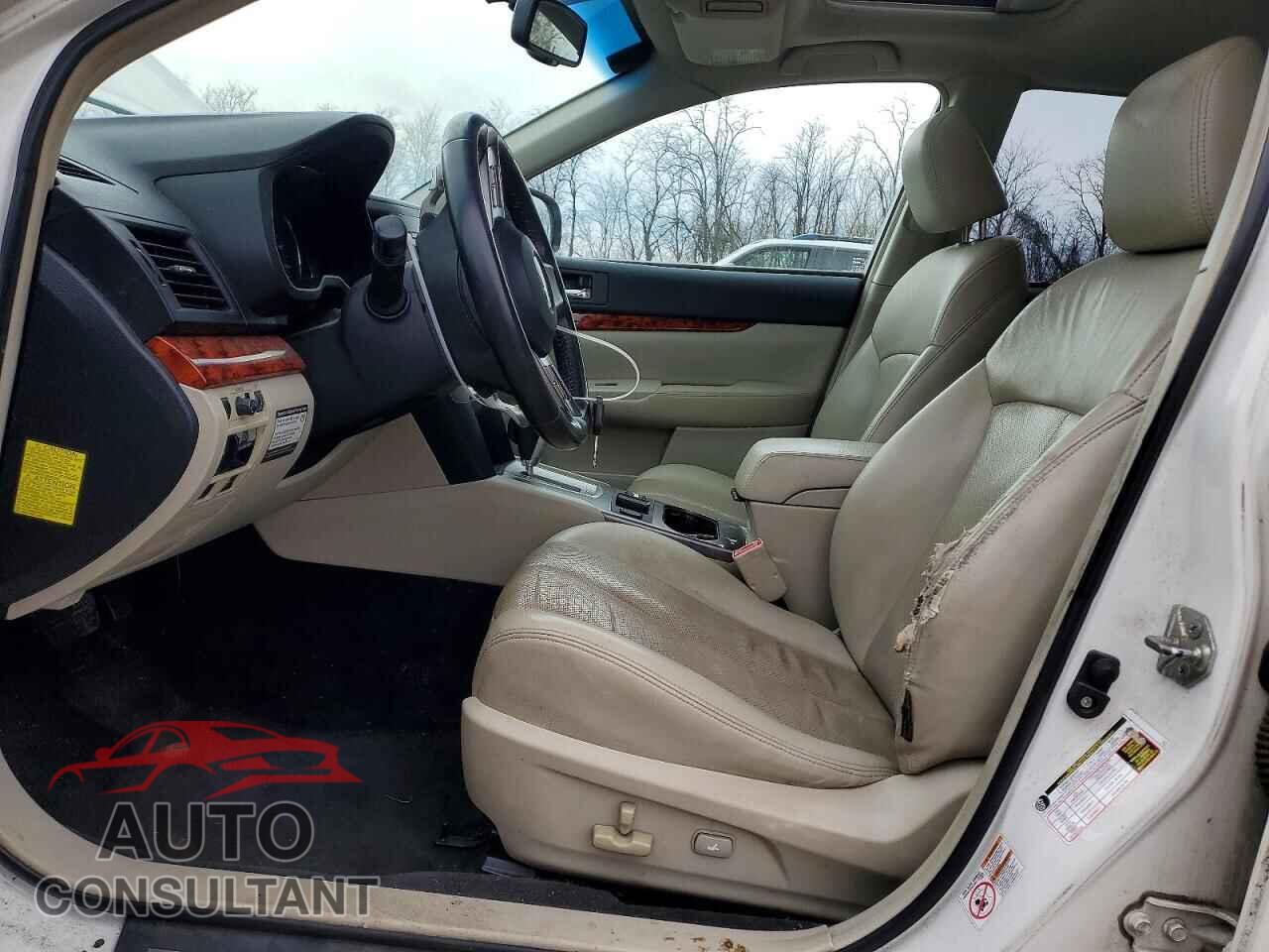 SUBARU OUTBACK 2010 - 4S4BRBKC6A3318475