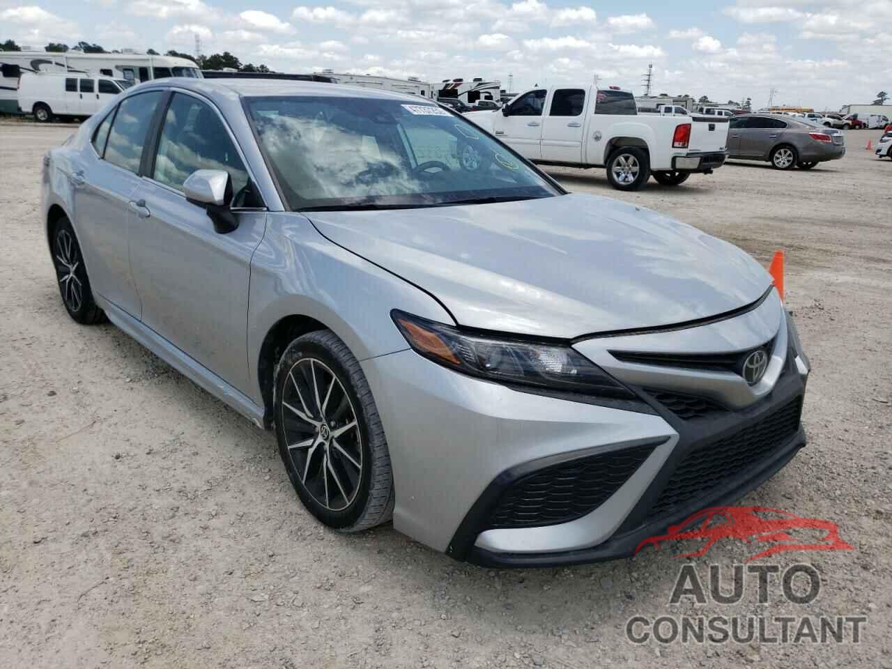 TOYOTA CAMRY 2021 - 4T1G11AK5MU547857