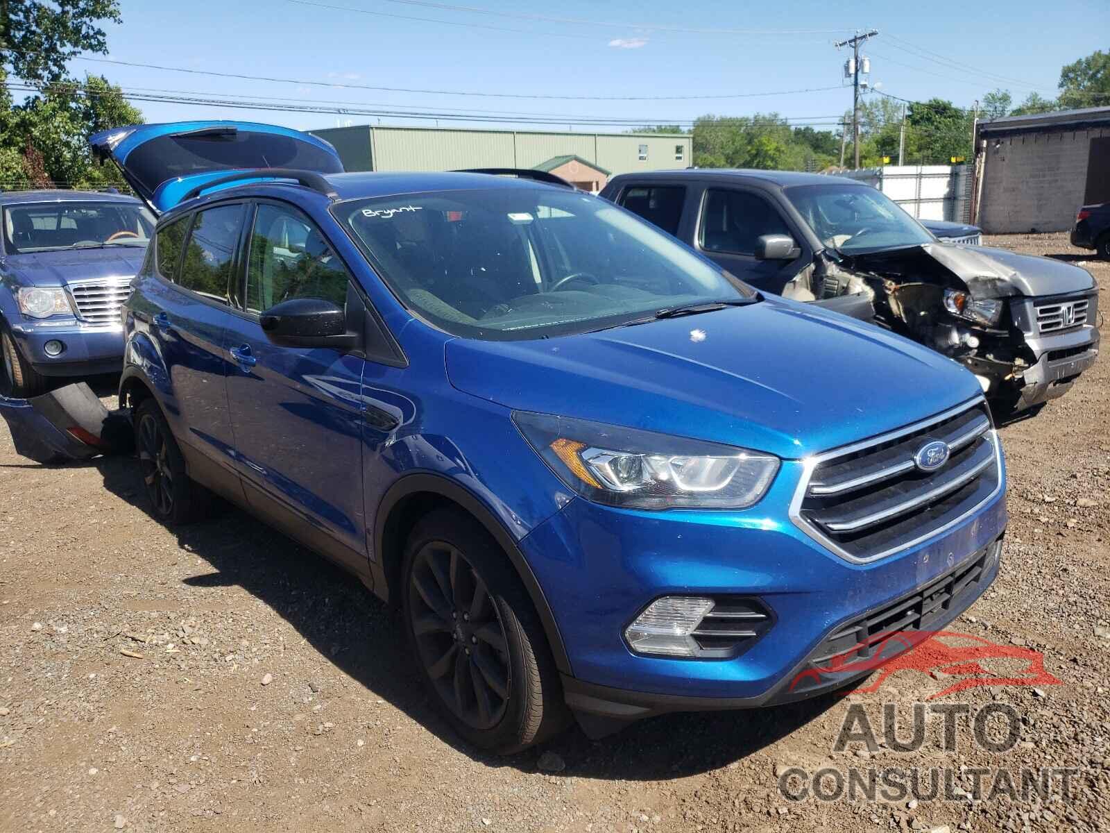 FORD ESCAPE 2017 - 1FMCU9G94HUB25285
