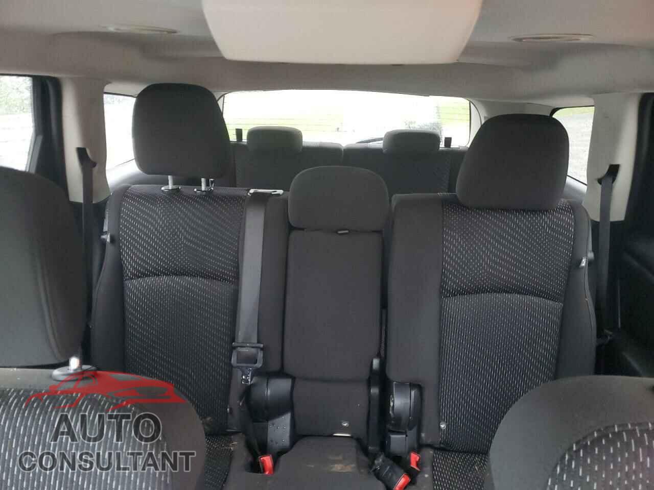 DODGE JOURNEY 2017 - 3C4PDCBB9HT674147