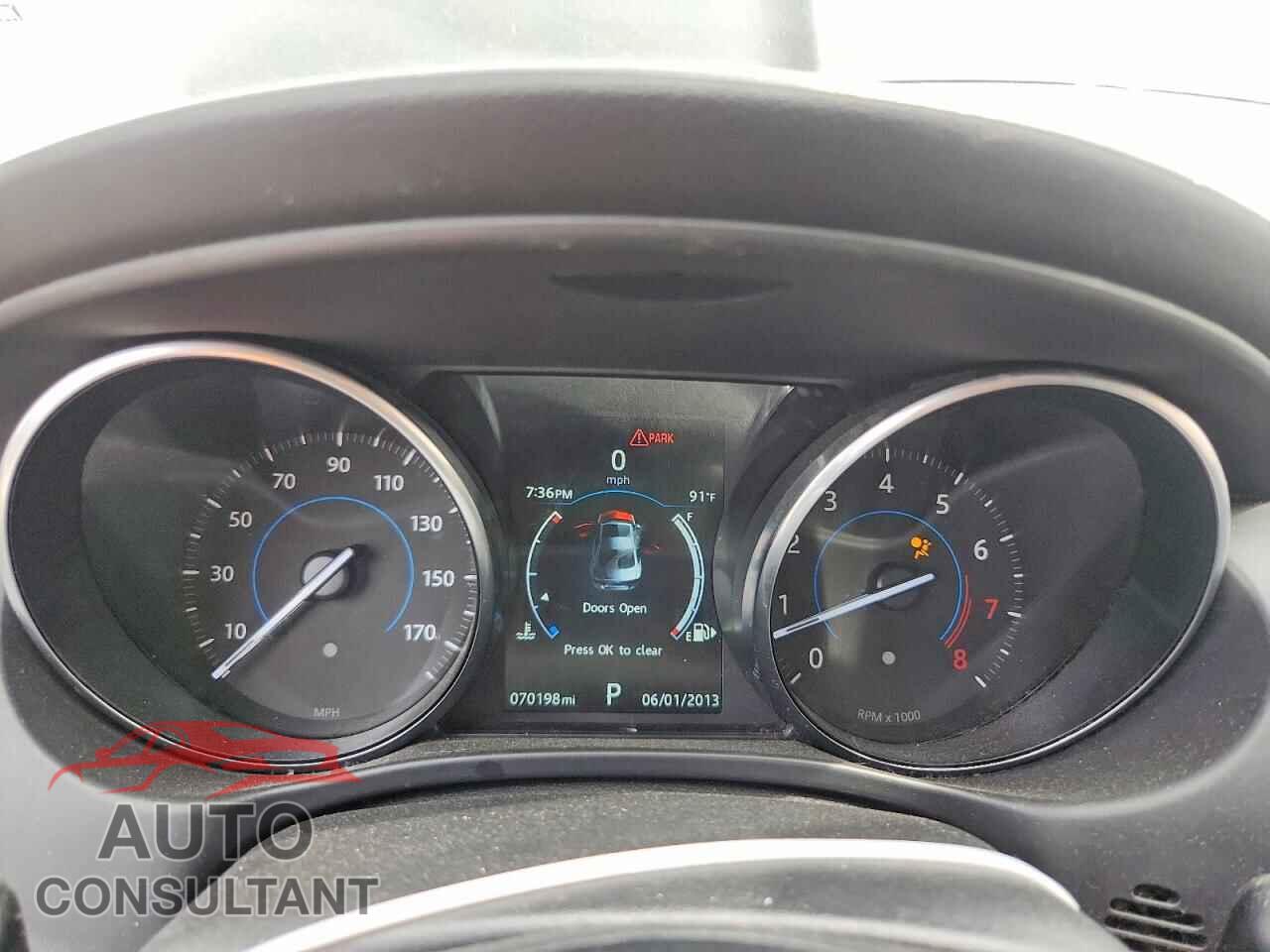 JAGUAR XE 2017 - SAJAE4BV7HA962955