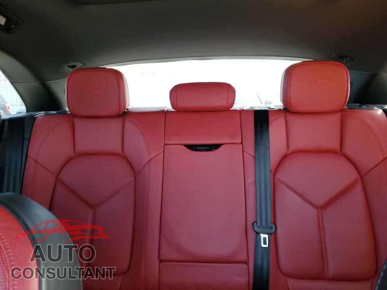 PORSCHE MACAN 2017 - WP1AG2A58HLB52820