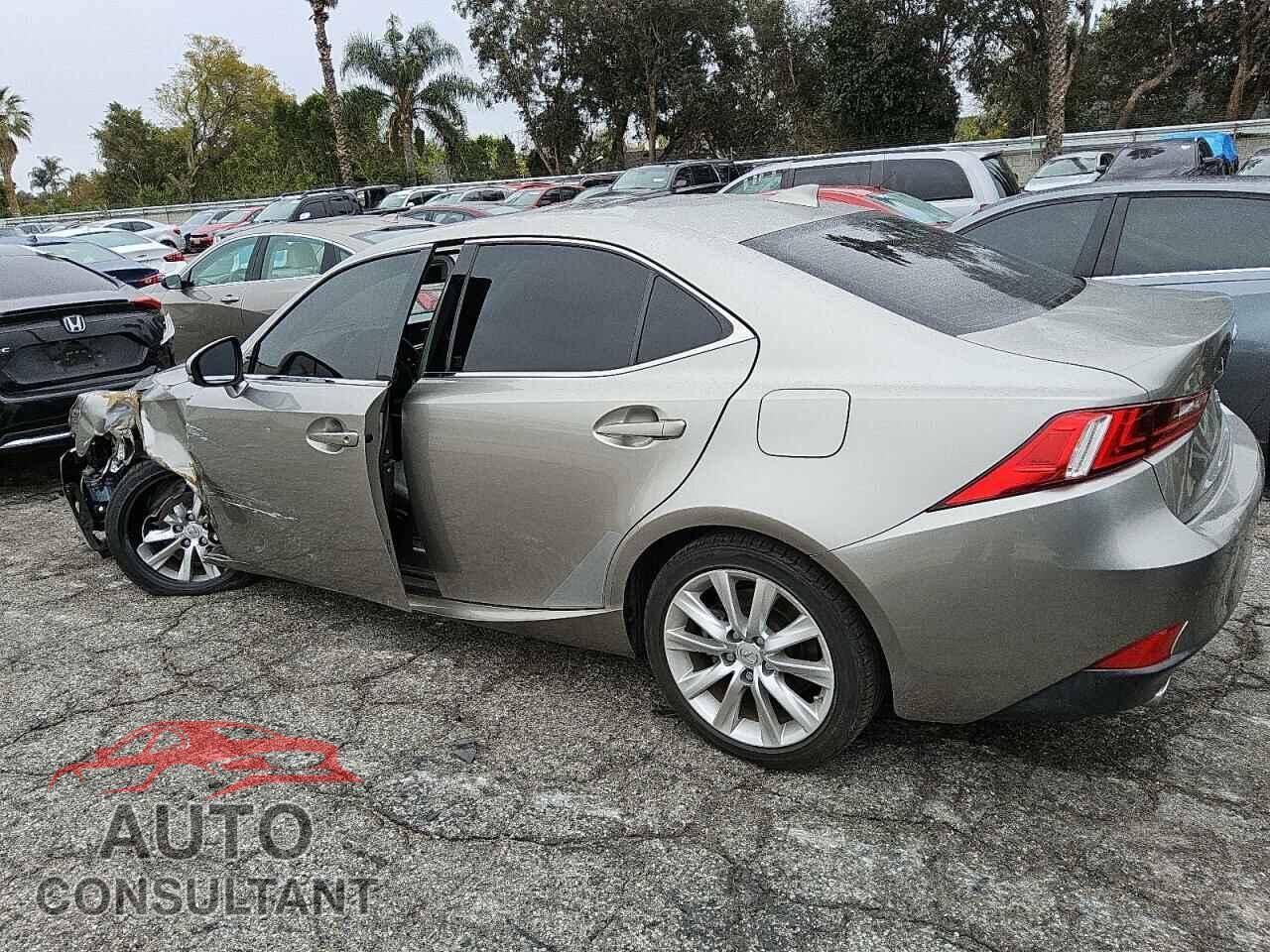 LEXUS IS 2014 - JTHBF1D2XE5009371