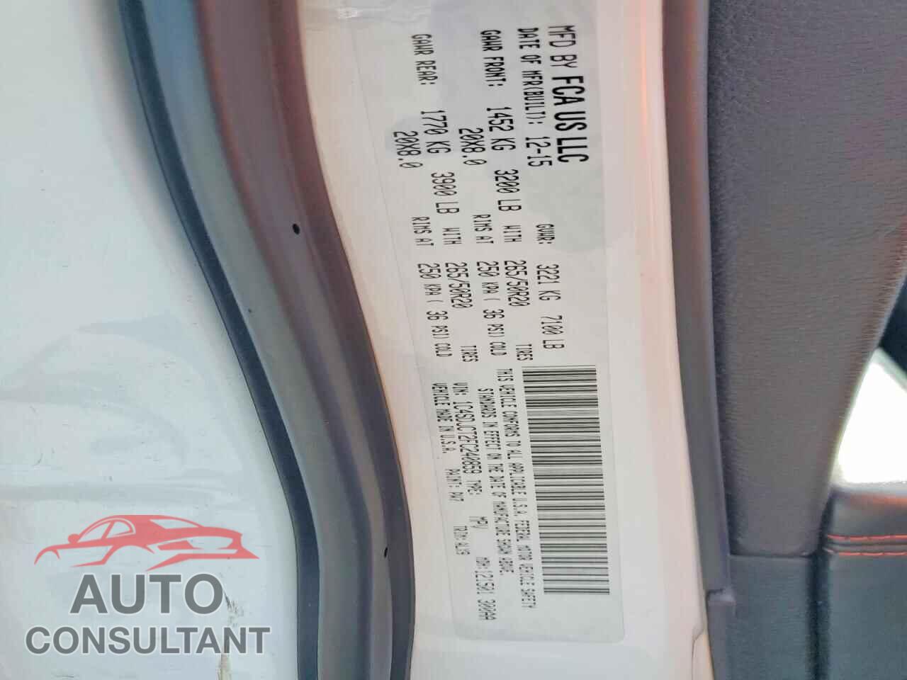 DODGE DURANGO 2015 - 1C4SDJCT2FC240859