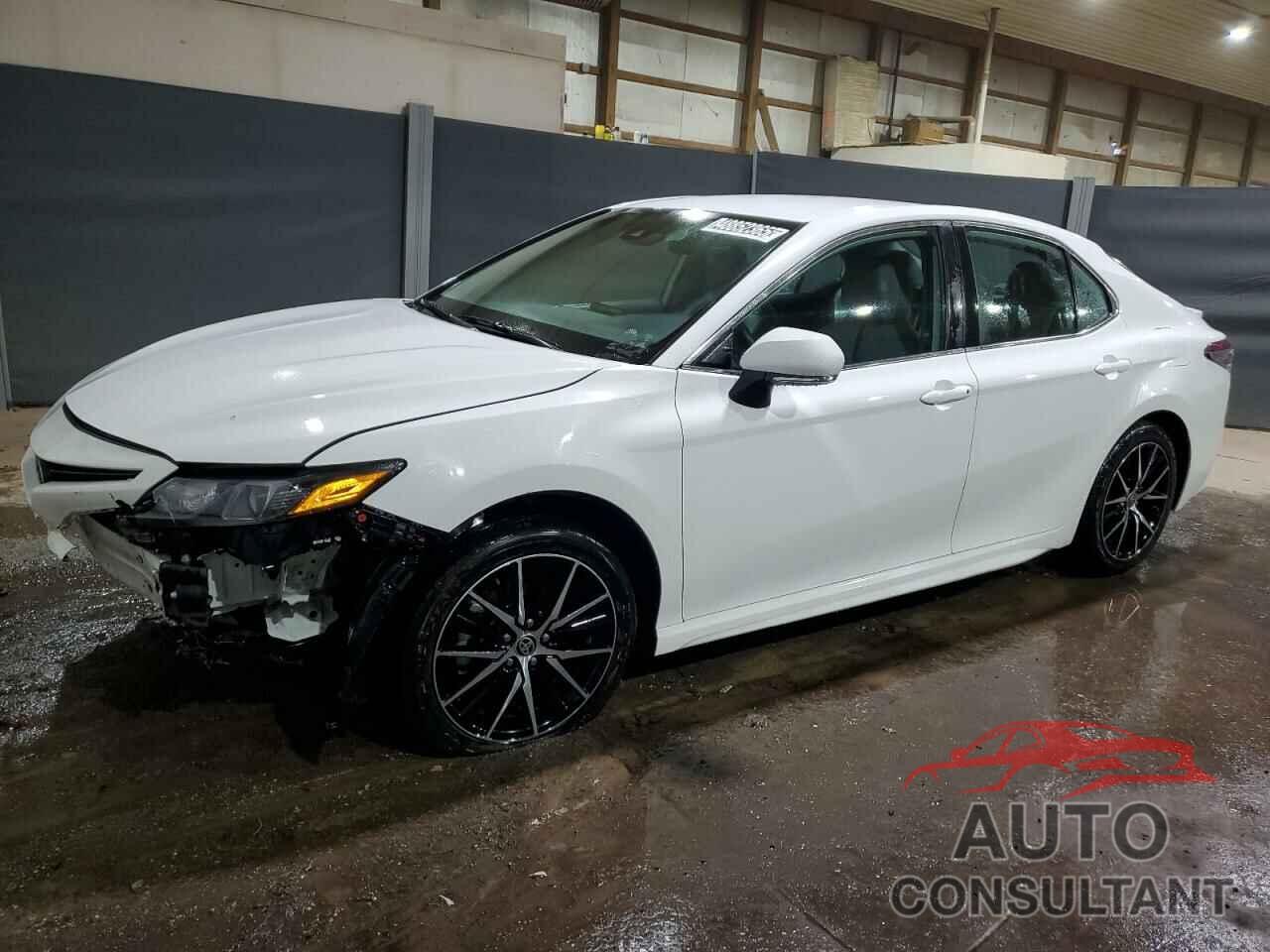 TOYOTA CAMRY 2023 - 4T1G11AK8PU780586