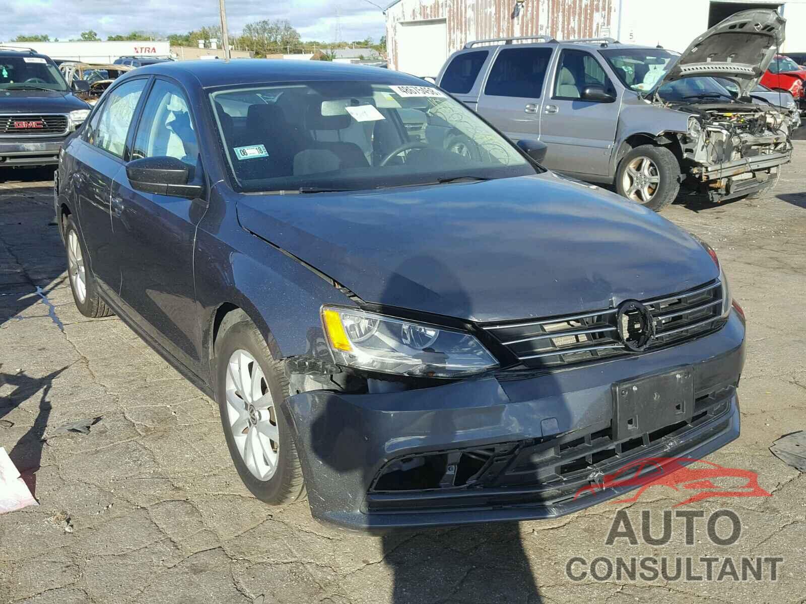 VOLKSWAGEN JETTA 2015 - 3VWD17AJ5FM269872