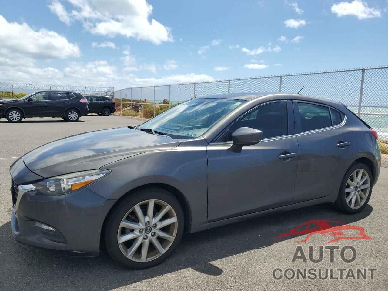 MAZDA 3 2017 - 3MZBN1L33HM156335