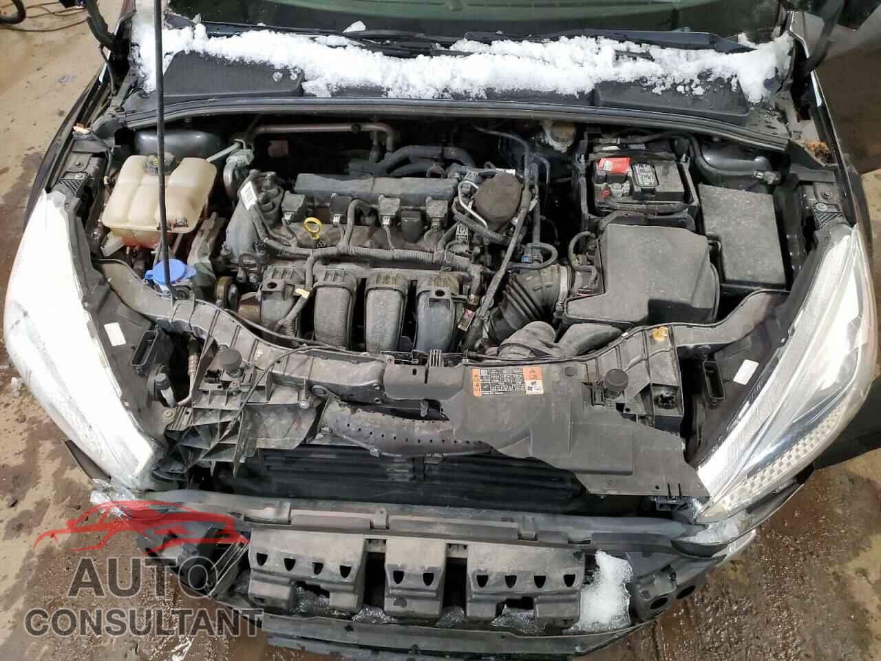 FORD FOCUS 2015 - 1FADP3F21FL303857