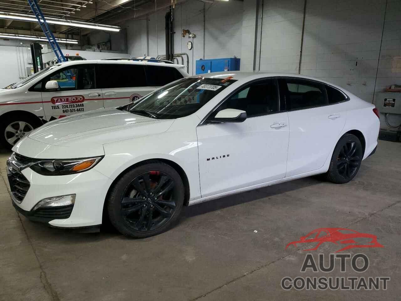 CHEVROLET MALIBU 2020 - 1G1ZD5ST9LF151851