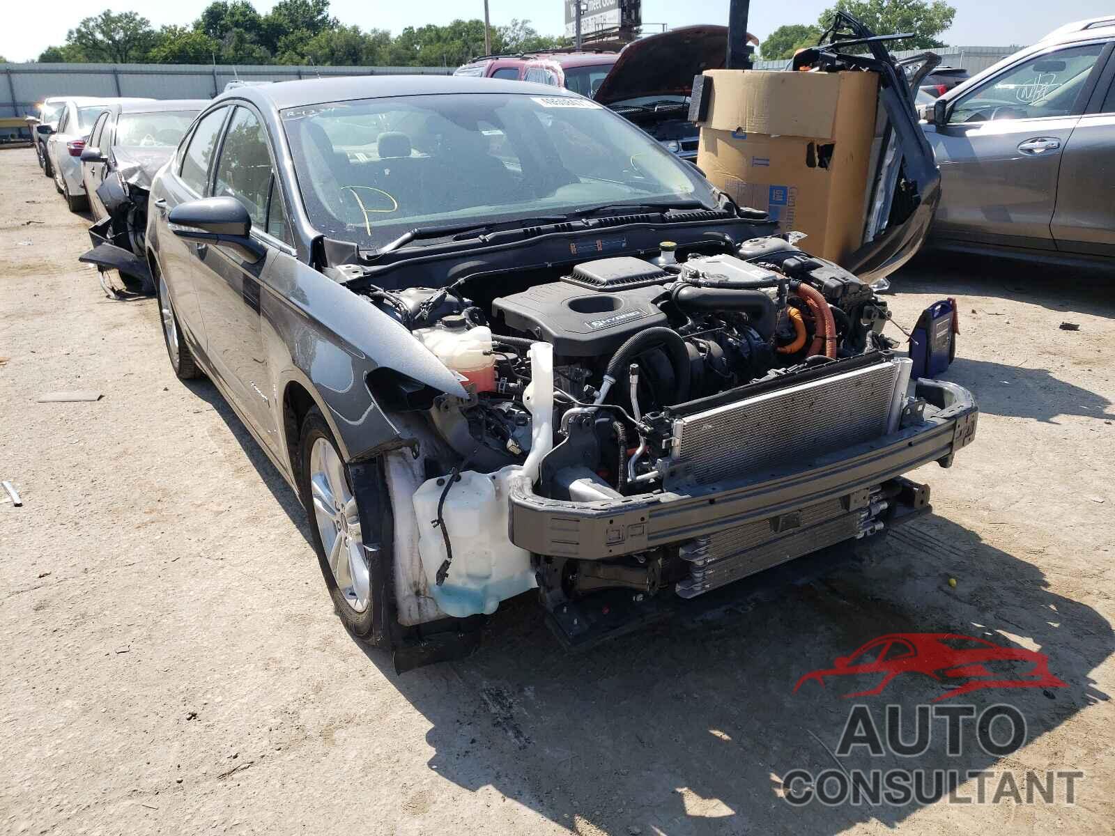 FORD FUSION 2018 - 3FA6P0LU8JR221308