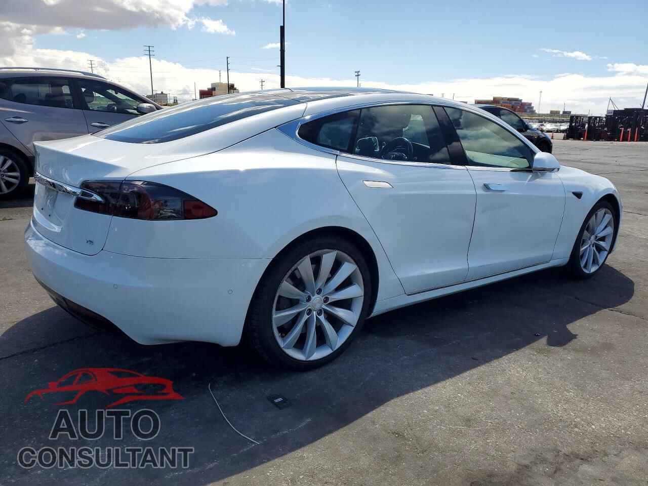 TESLA MODEL S 2017 - 5YJSA1E10HF199030