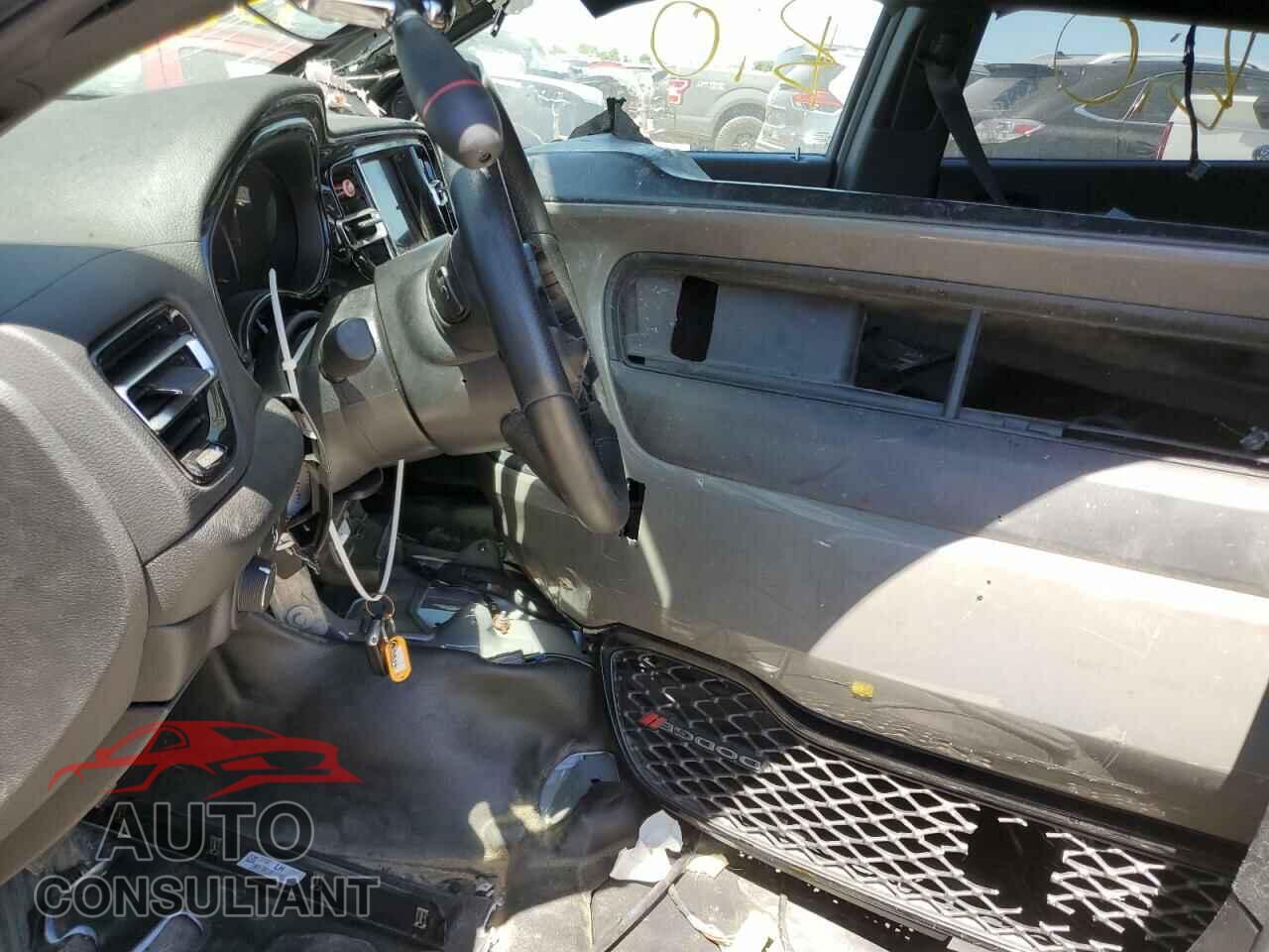 DODGE DURANGO 2023 - 1C4SDJFT9PC558152