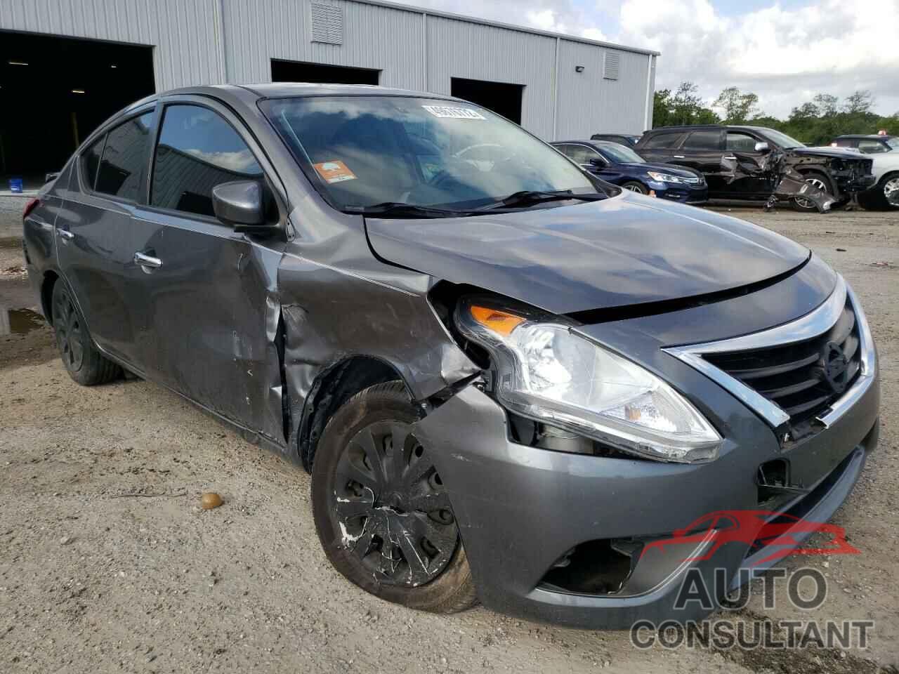 NISSAN VERSA 2017 - 3N1CN7AP0HL829249
