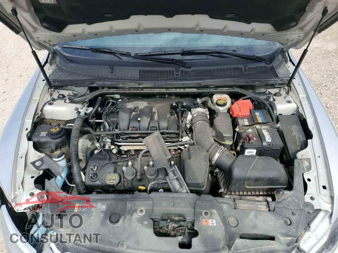 FORD TAURUS 2016 - 1FAHP2E85GG144322