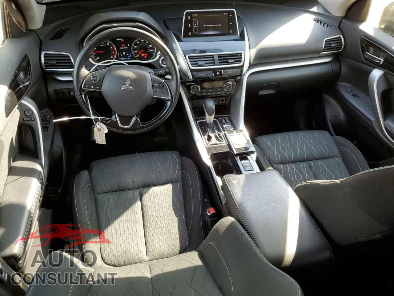 MITSUBISHI ECLIPSE 2018 - JA4AT5AA4JZ068891