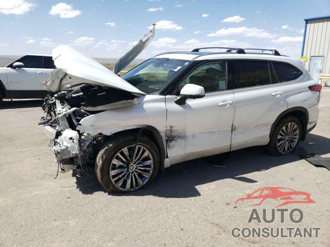 TOYOTA HIGHLANDER 2023 - 5TDKDRAH4PS048212