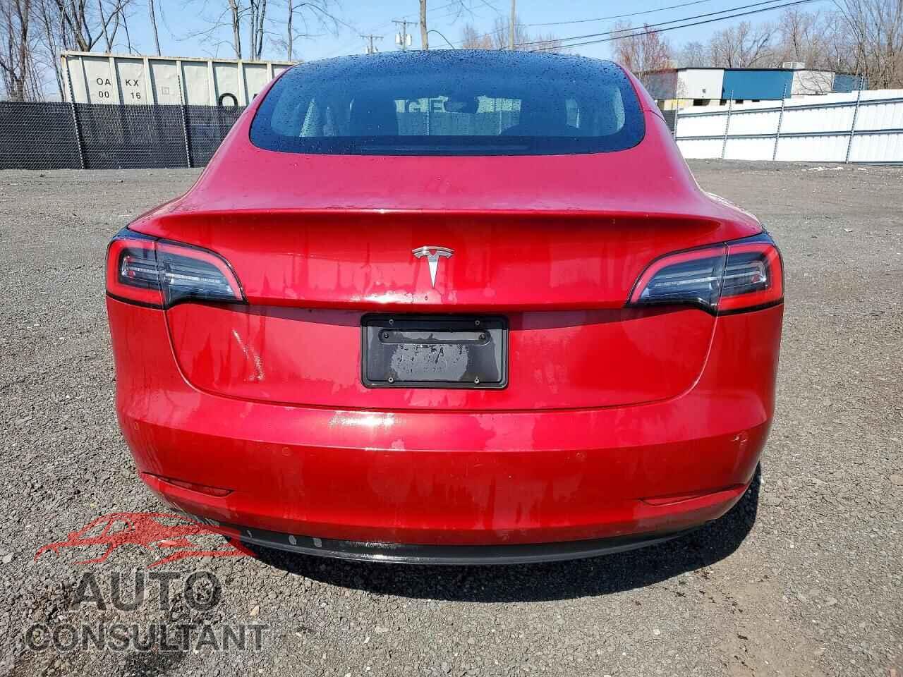 TESLA MODEL 3 2022 - 5YJ3E1EA3NF372575
