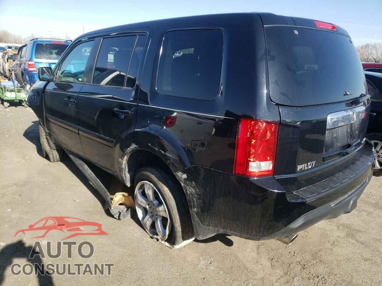 HONDA PILOT 2015 - 5FNYF4H69FB073329