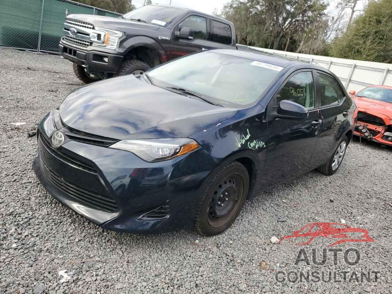 TOYOTA COROLLA 2018 - 5YFBURHE7JP753324