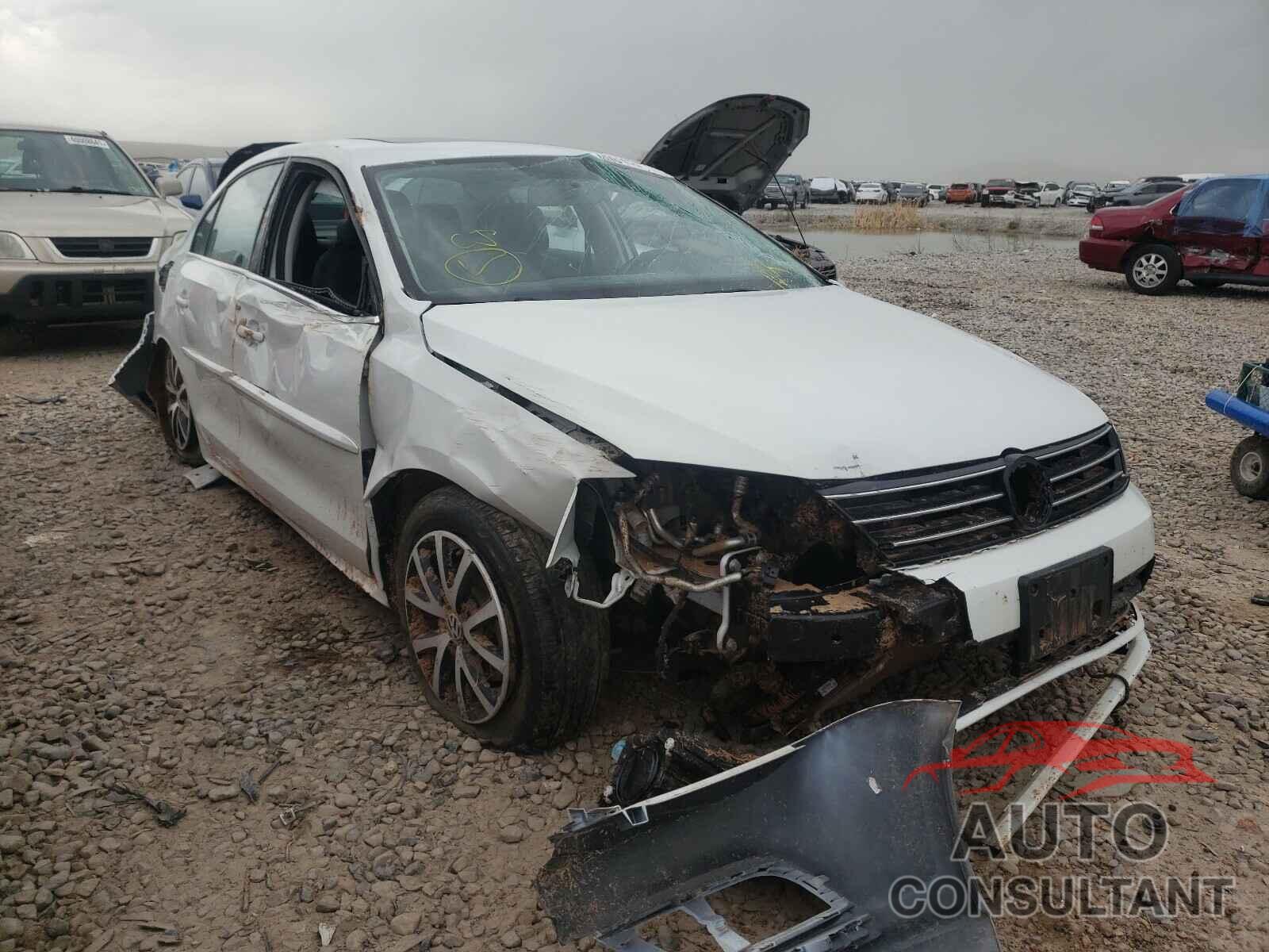 VOLKSWAGEN JETTA 2017 - 3VWDB7AJ4HM218041