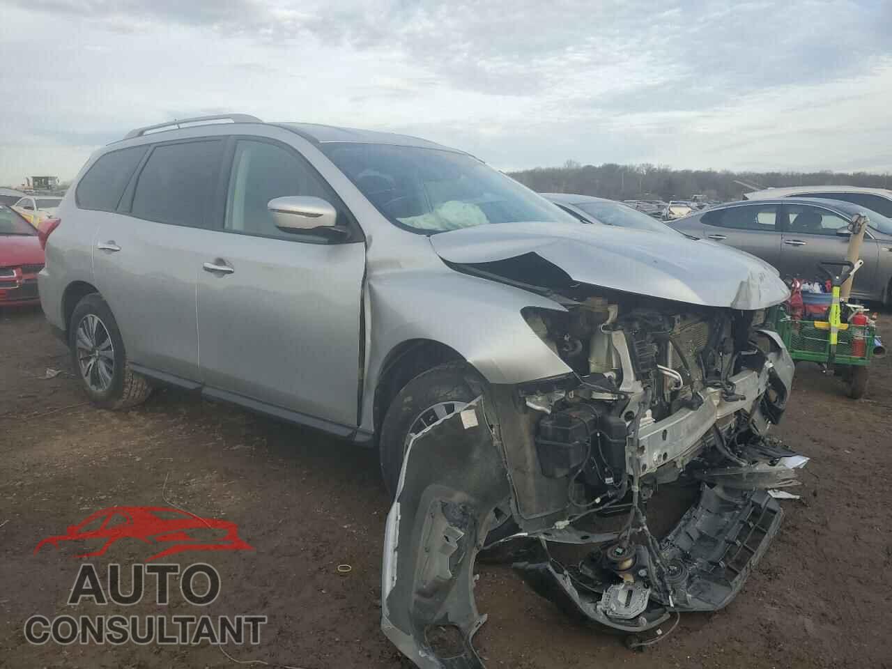 NISSAN PATHFINDER 2017 - 5N1DR2MM2HC615154