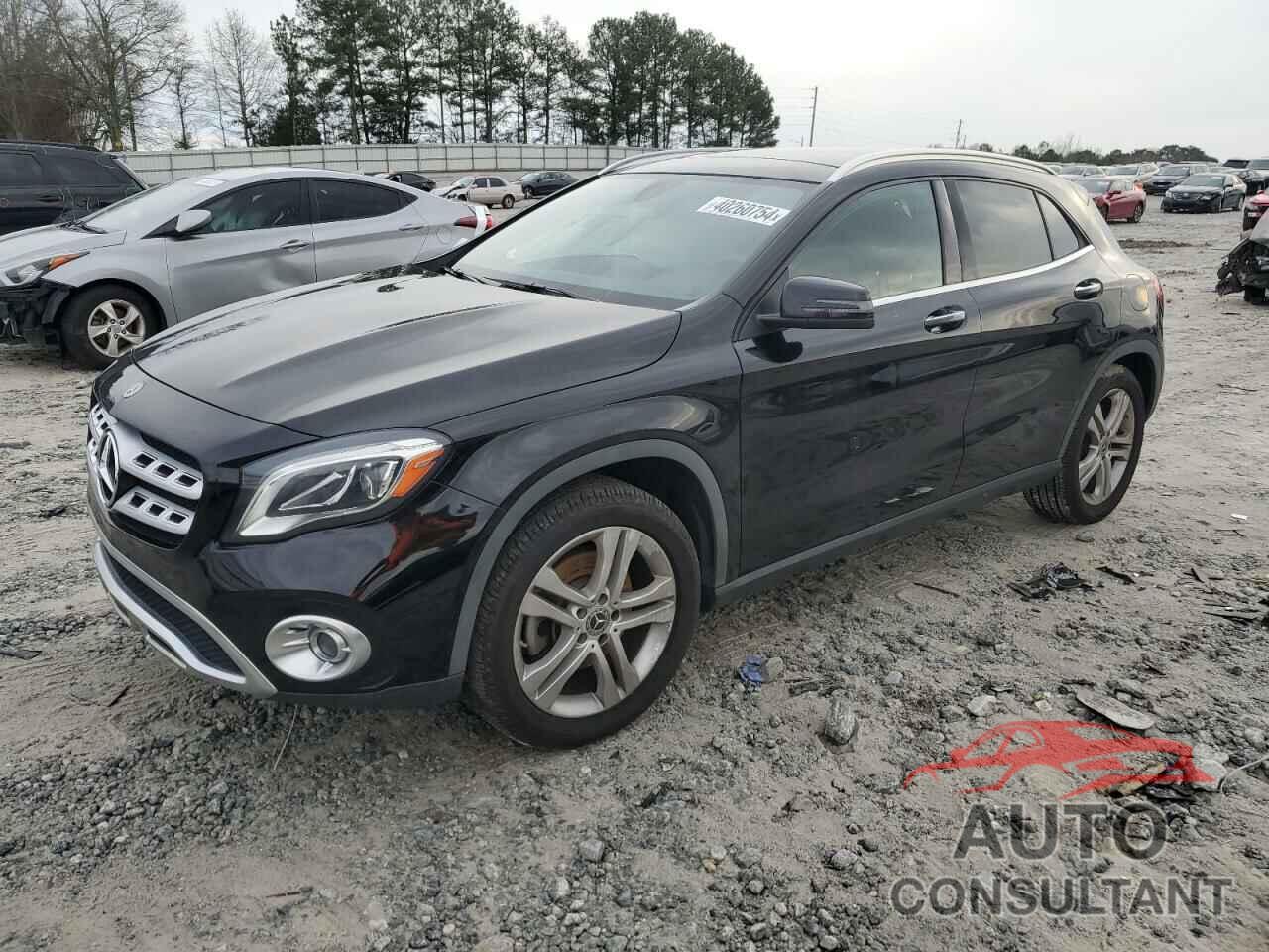 MERCEDES-BENZ GLA-CLASS 2019 - WDCTG4GB0KJ607143