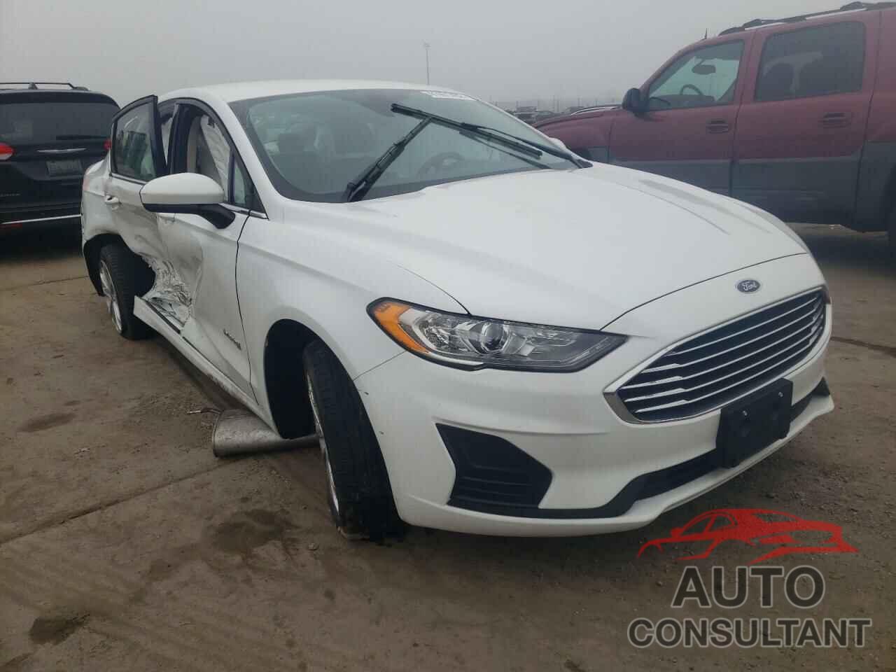 FORD FUSION 2019 - 3FA6P0LU2KR241362