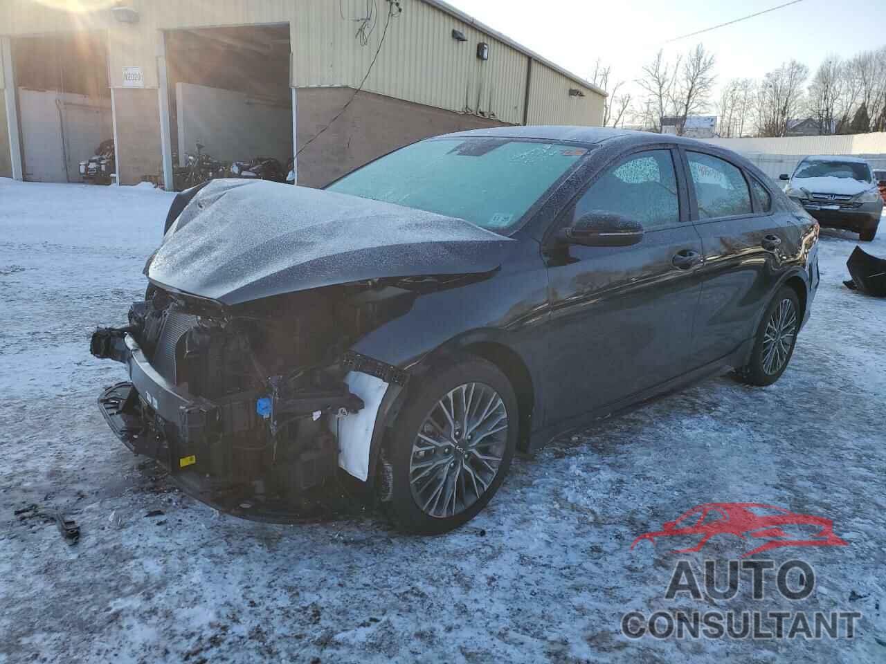 KIA FORTE 2024 - 3KPF54AD5RE781493