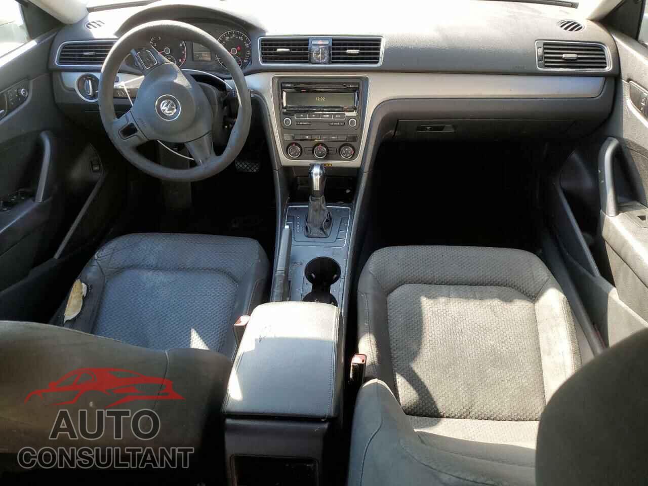 VOLKSWAGEN PASSAT 2014 - 1VWAP7A31EC003770