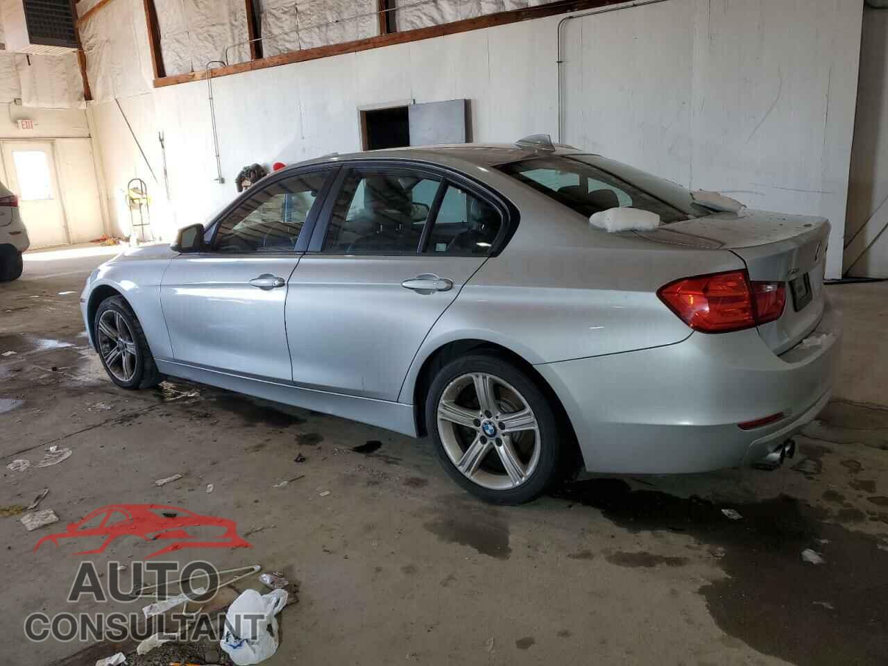 BMW 3 SERIES 2013 - WBA3B3C58DF538137
