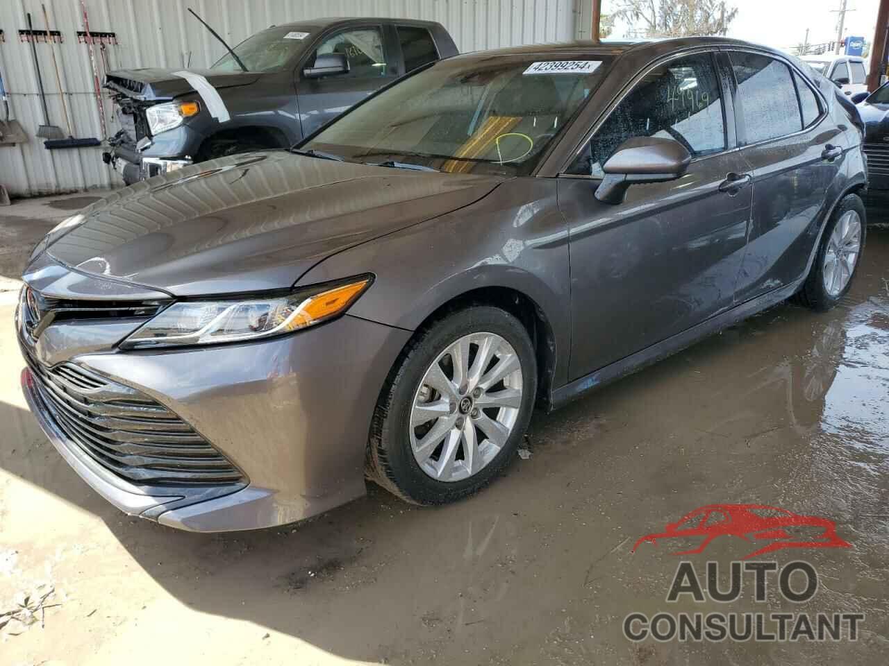 TOYOTA CAMRY 2018 - 4T1B11HK4JU515641
