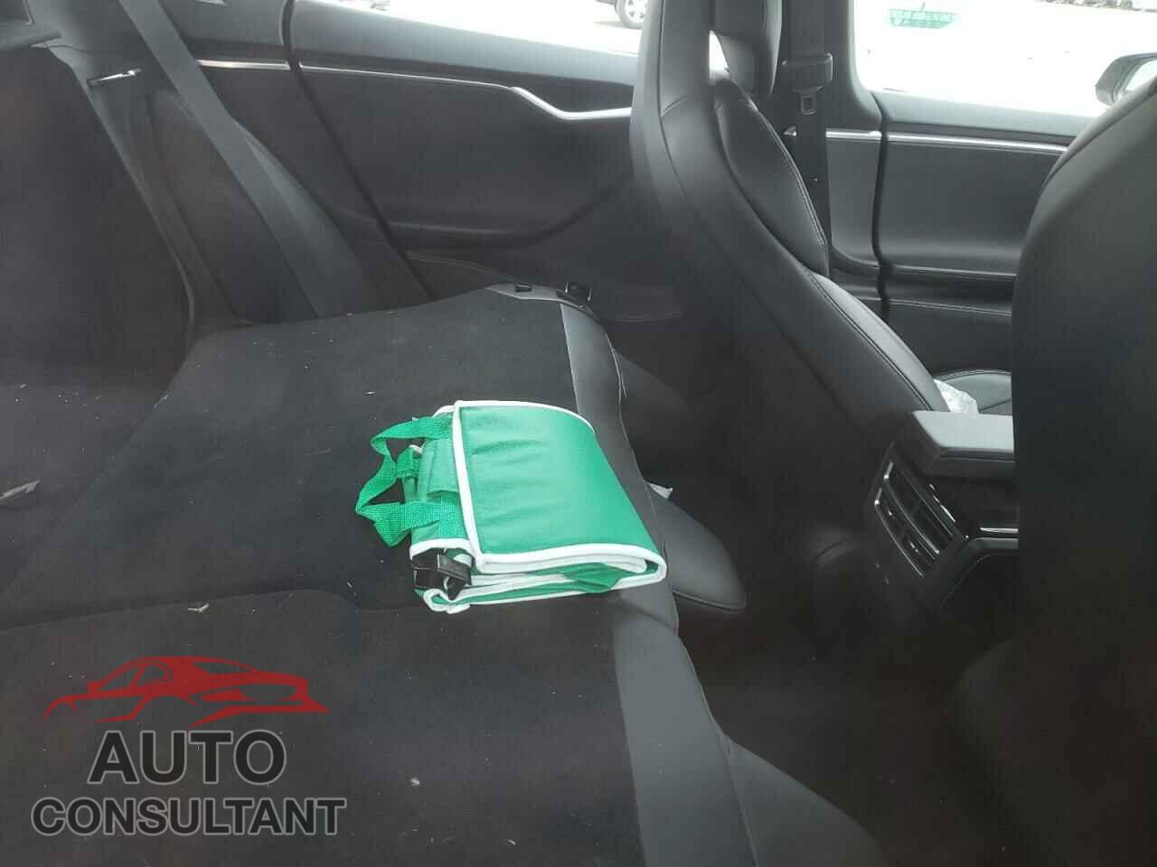 TESLA MODEL S 2017 - 5YJSA1E22HF193996