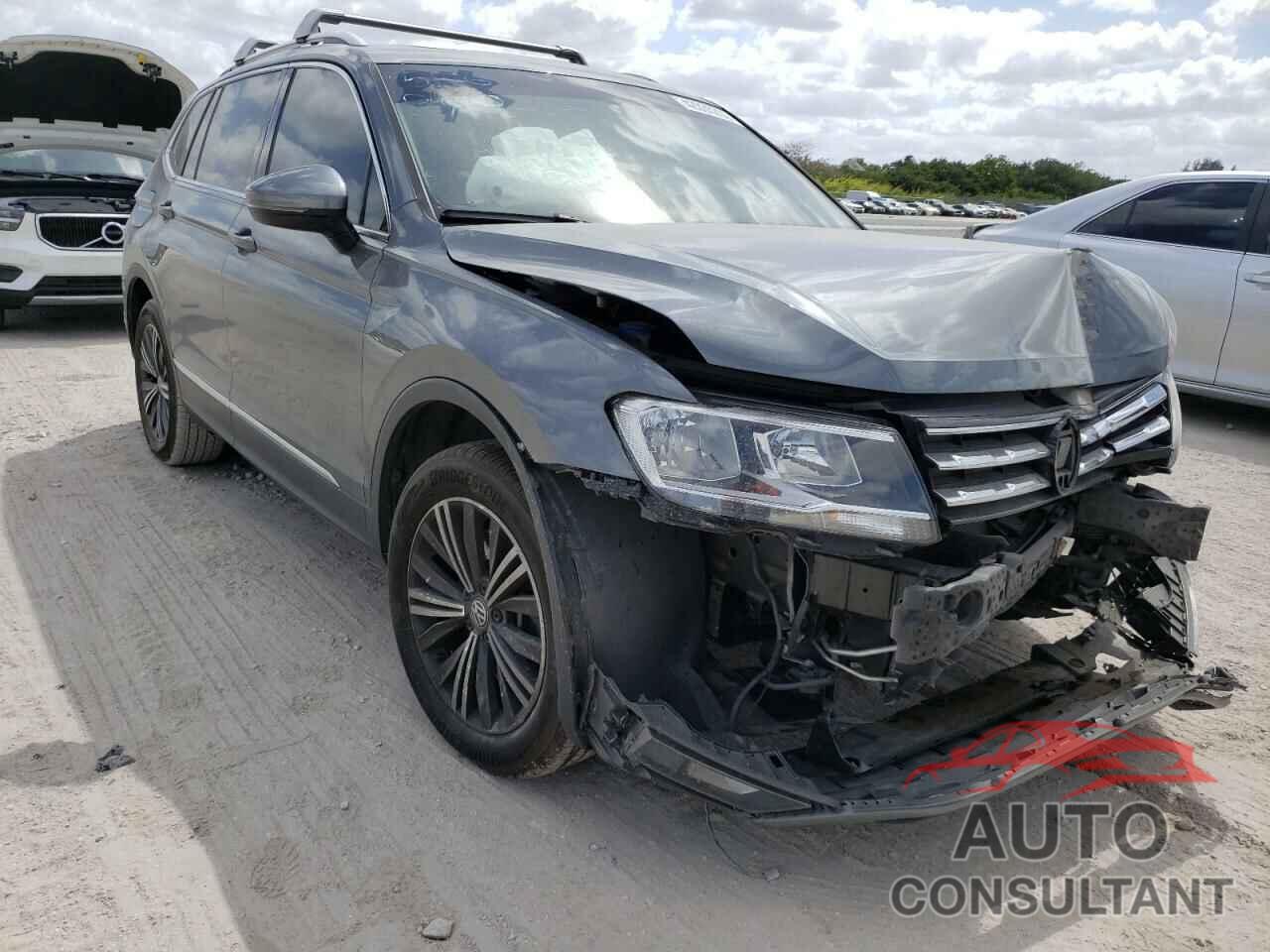 VOLKSWAGEN TIGUAN 2018 - 3VV3B7AXXJM075106