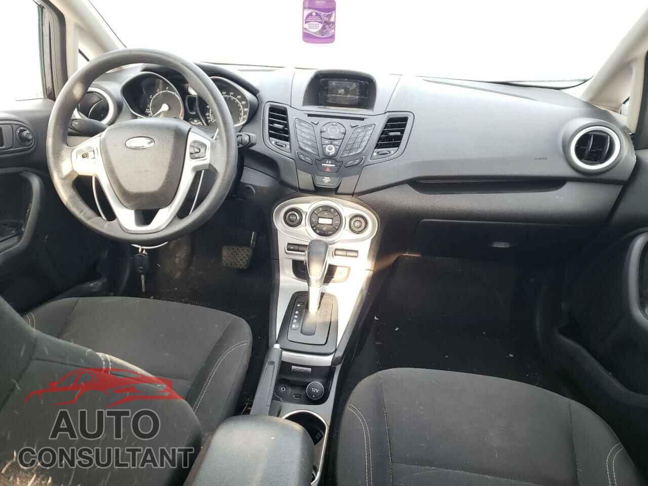 FORD FIESTA 2017 - 3FADP4EJ7HM102903
