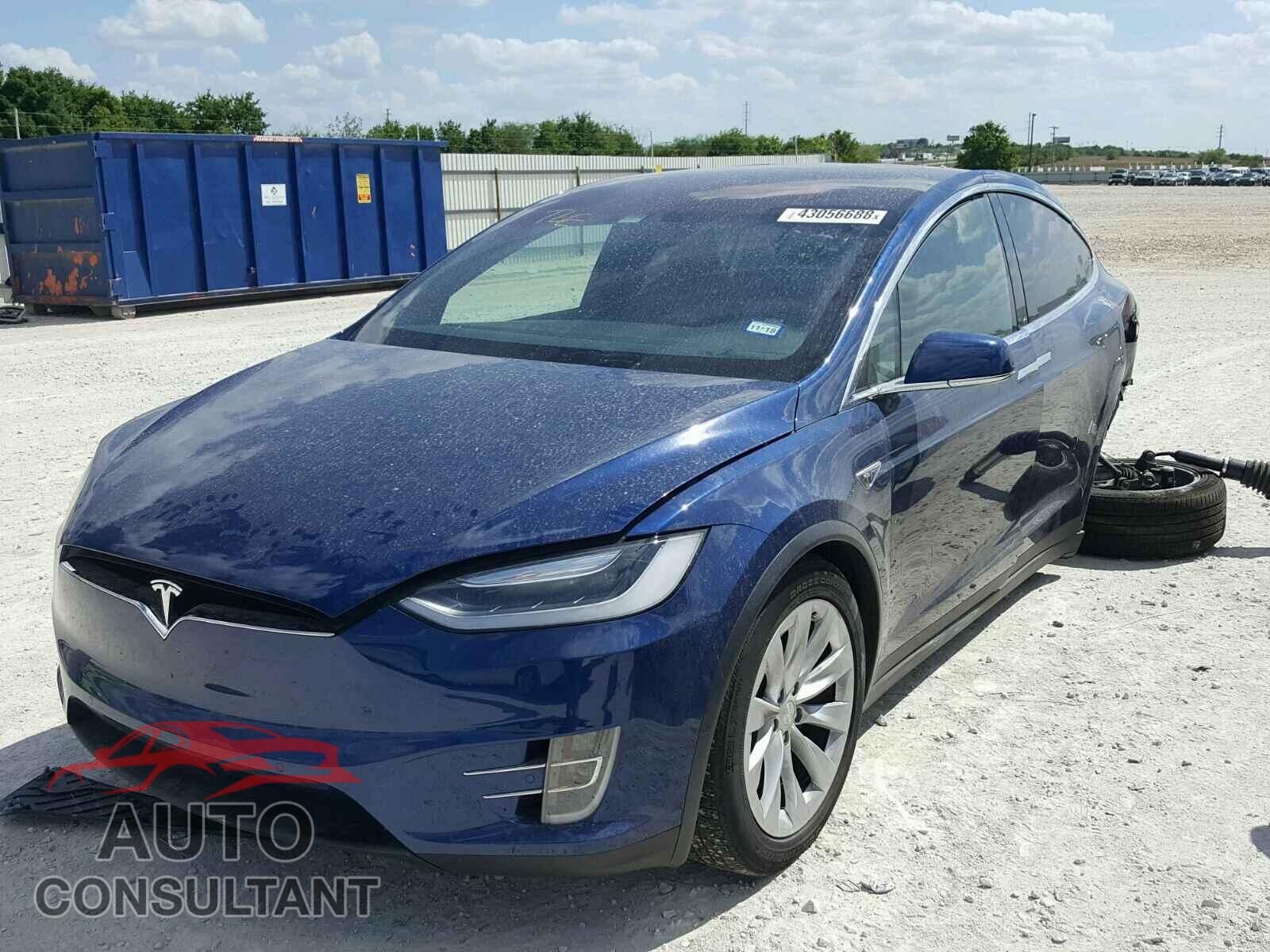 TESLA MODEL X 2016 - 5YJXCBE21GF022645