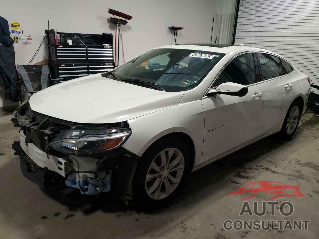 CHEVROLET MALIBU 2021 - 1G1ZD5ST2MF055562