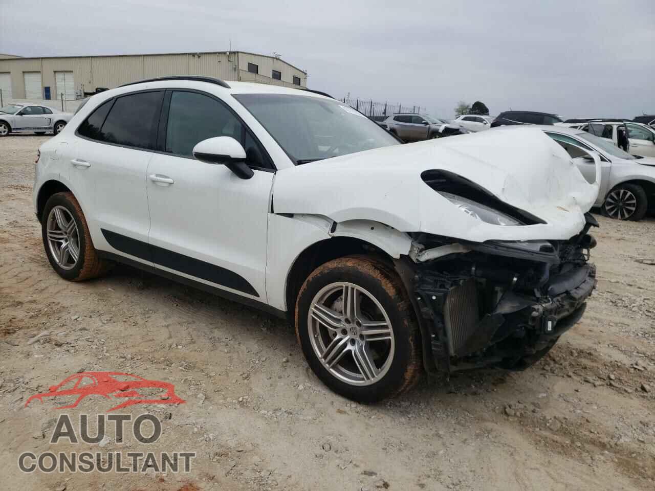 PORSCHE MACAN 2016 - WP1AB2A55GLB48561