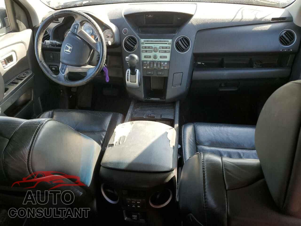 HONDA PILOT 2011 - 5FNYF4H54BB048601