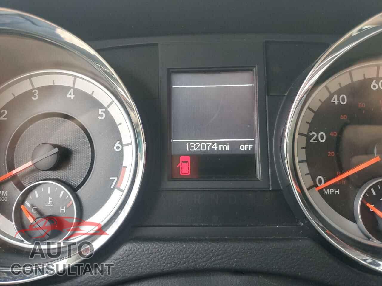 DODGE CARAVAN 2013 - 2C4RDGDG9DR716547