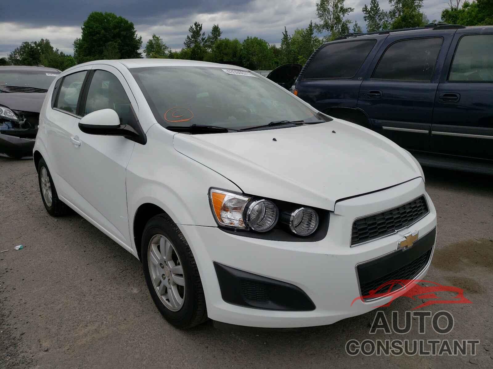 CHEVROLET SONIC 2016 - 1G1JC6SG3G4146476