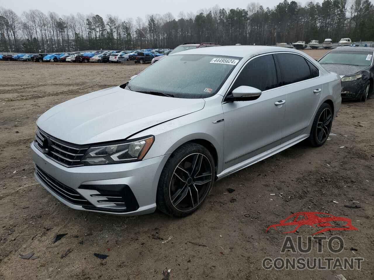 VOLKSWAGEN PASSAT 2017 - 1VWDT7A31HC042145