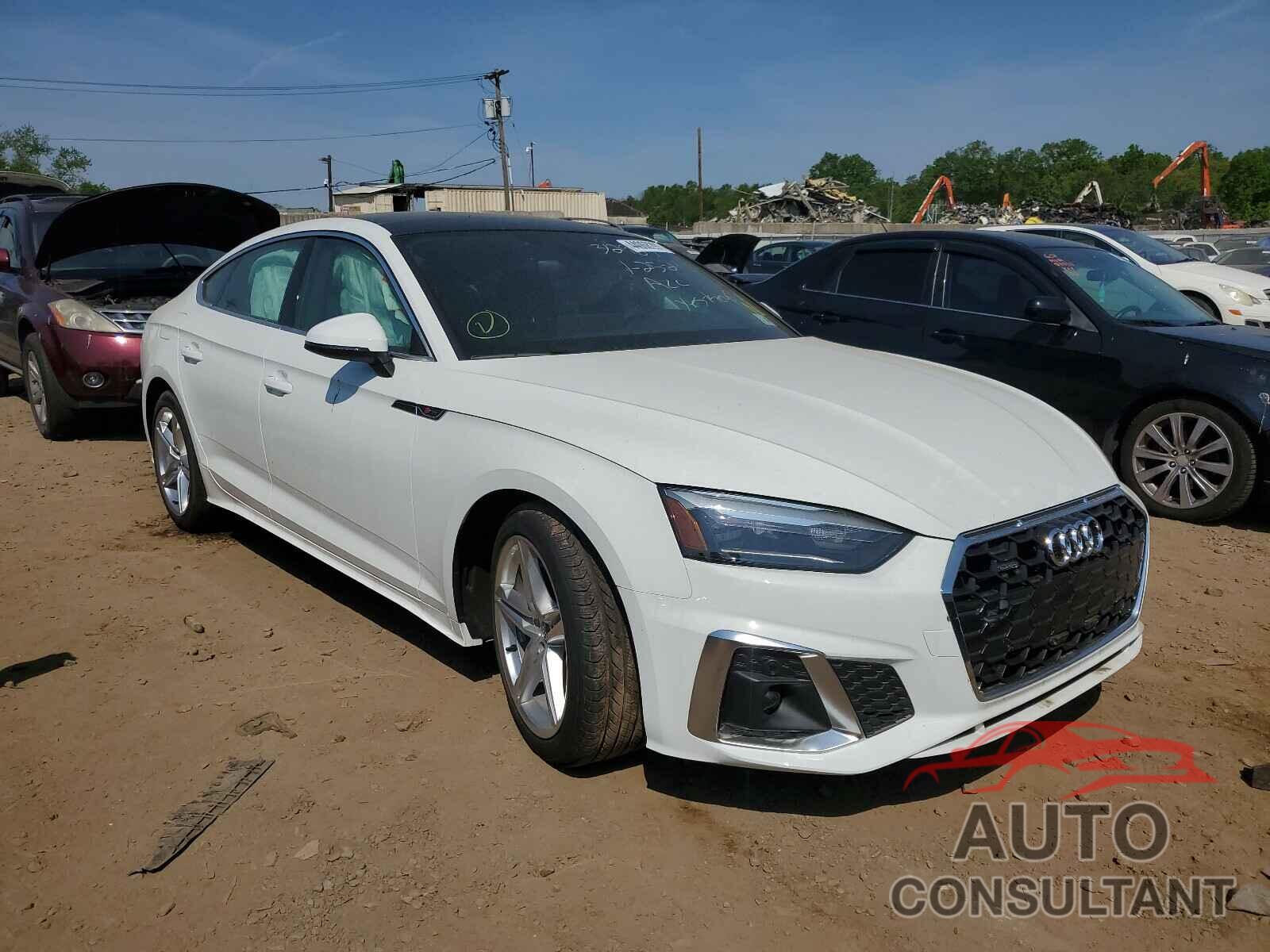 AUDI A5 2021 - WAUDACF56MA010161