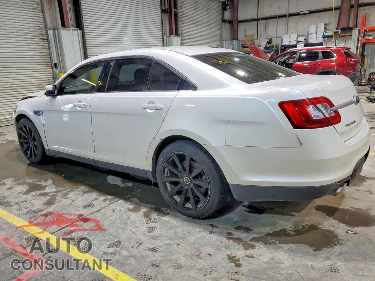 FORD TAURUS 2010 - 1FAHP2EW6AG123582