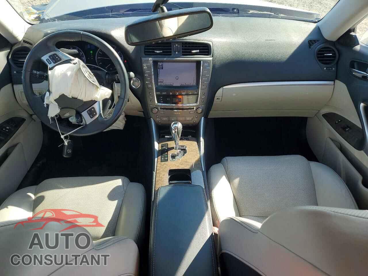 LEXUS IS 2011 - JTHBF5C23B5144793