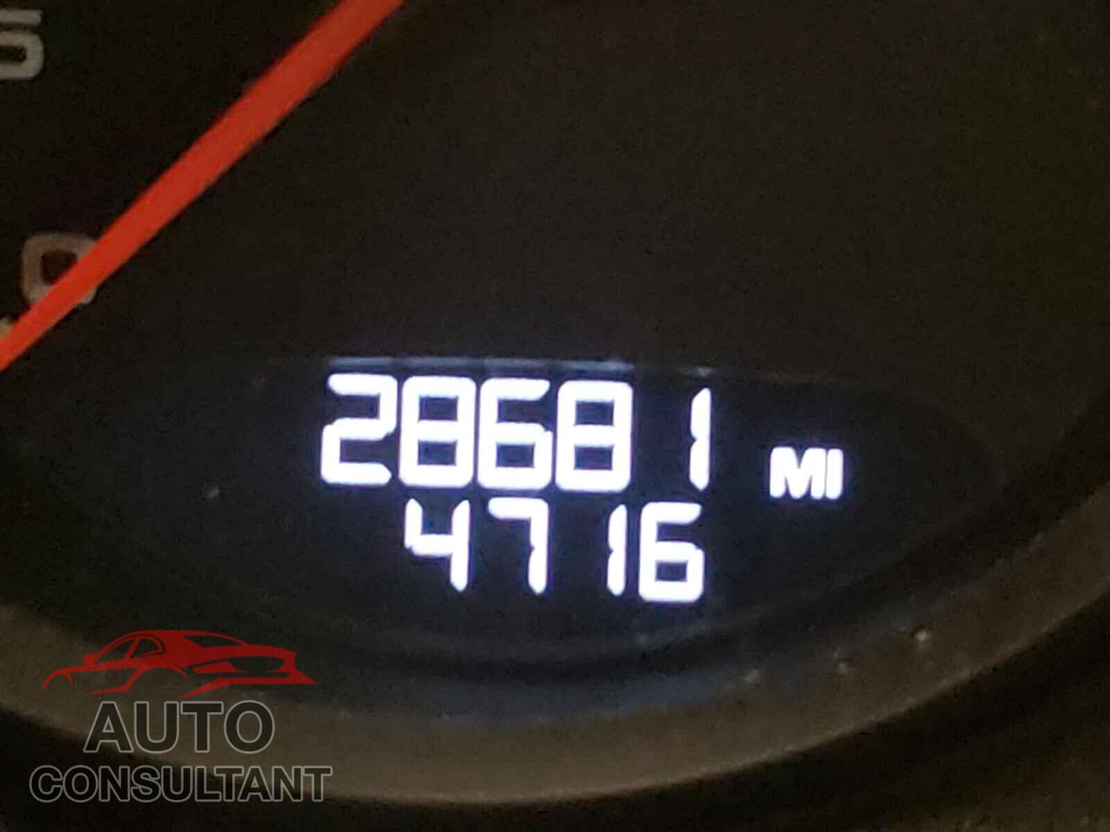 PORSCHE MACAN 2017 - WP1AA2A59HLB81552