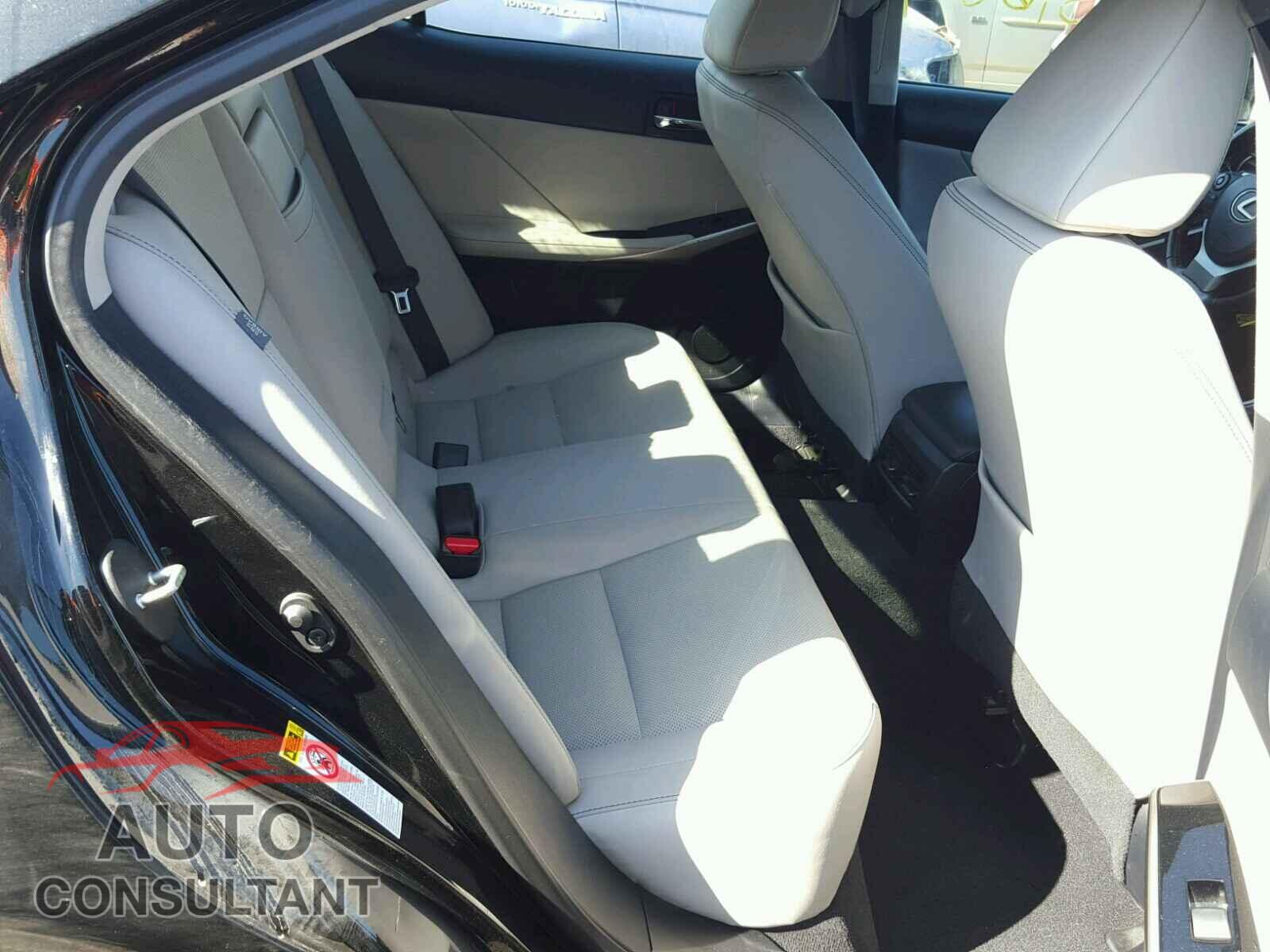 LEXUS IS 2016 - JTHBA1D24G5035725
