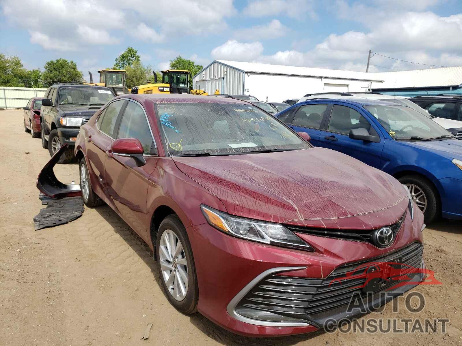 TOYOTA CAMRY 2021 - 4T1C11AKXMU408628