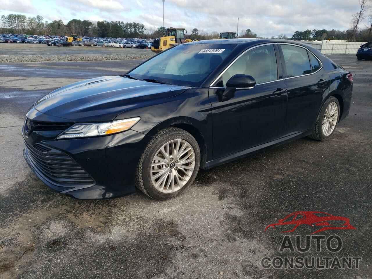 TOYOTA CAMRY 2018 - 4T1B11HK9JU039984