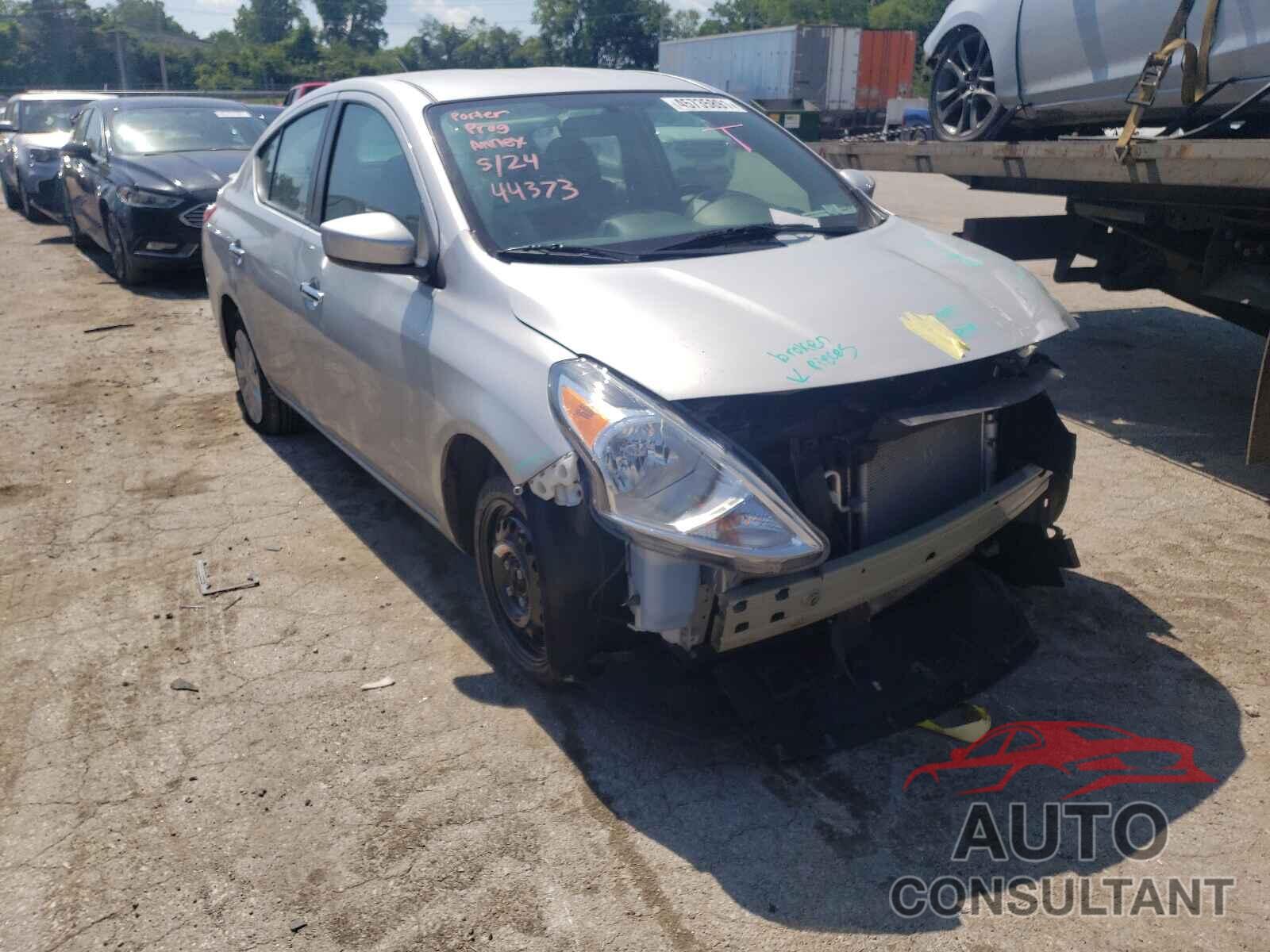 NISSAN VERSA 2019 - 3N1CN7AP9KL813767
